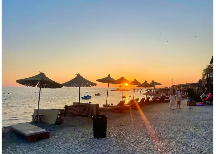 Durres Currila Sunset Beach Beaty